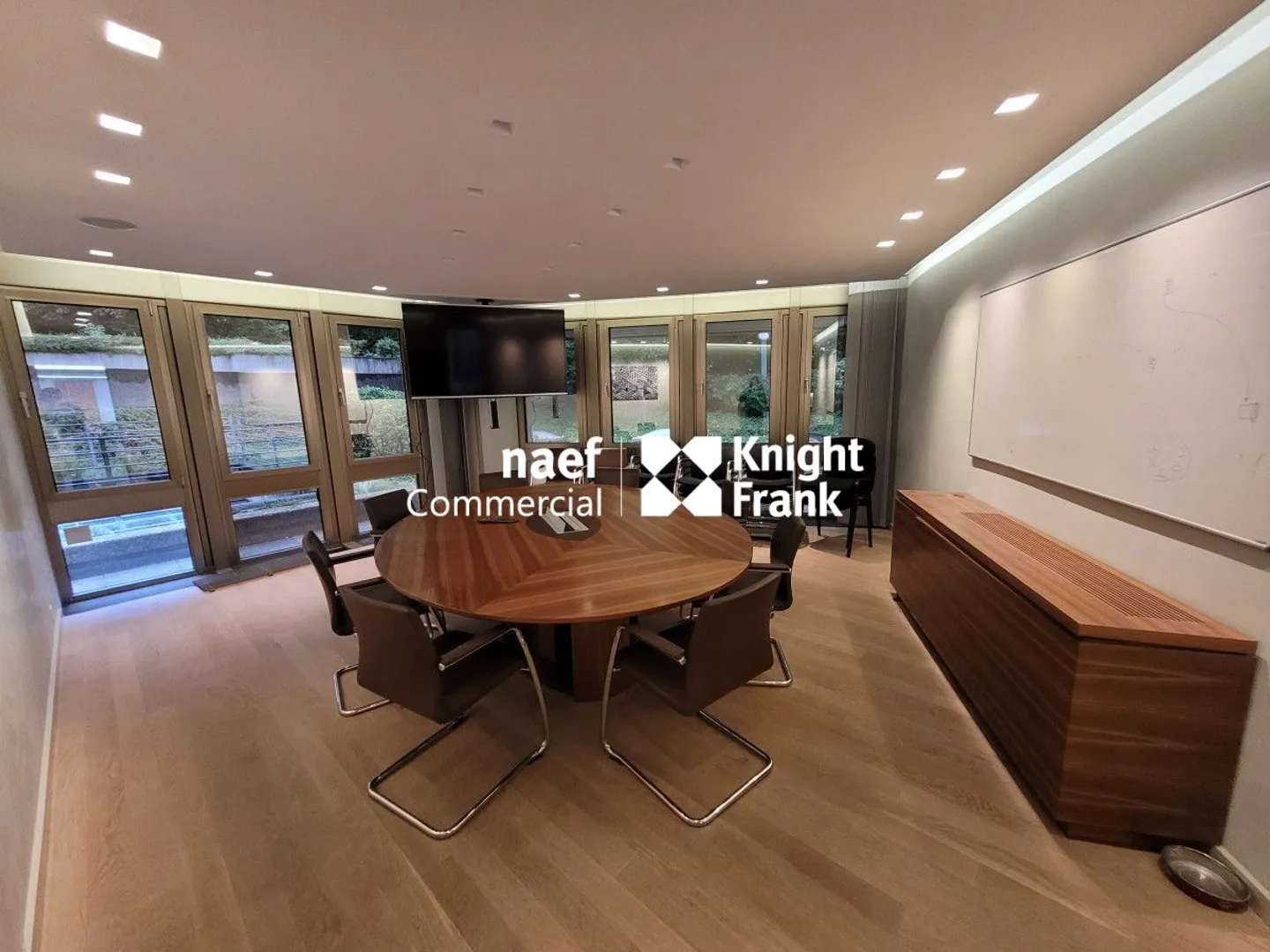 Malagnou - 485 m² Office on the Upper Ground Floor - Photo 3 of 11