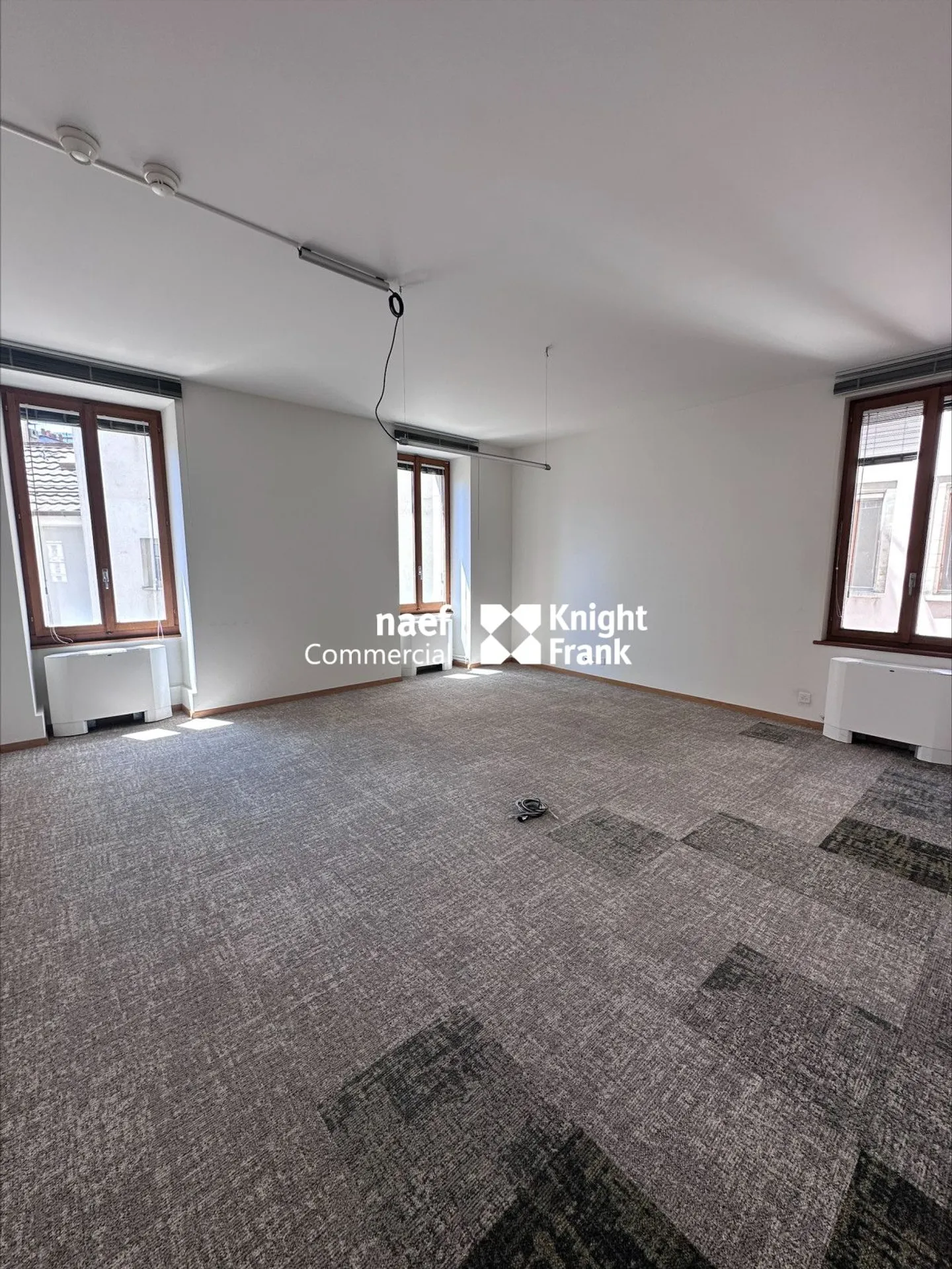 Chantepoulet - Offices of 316 m² on the 3rd floor - Photo 5 of 8