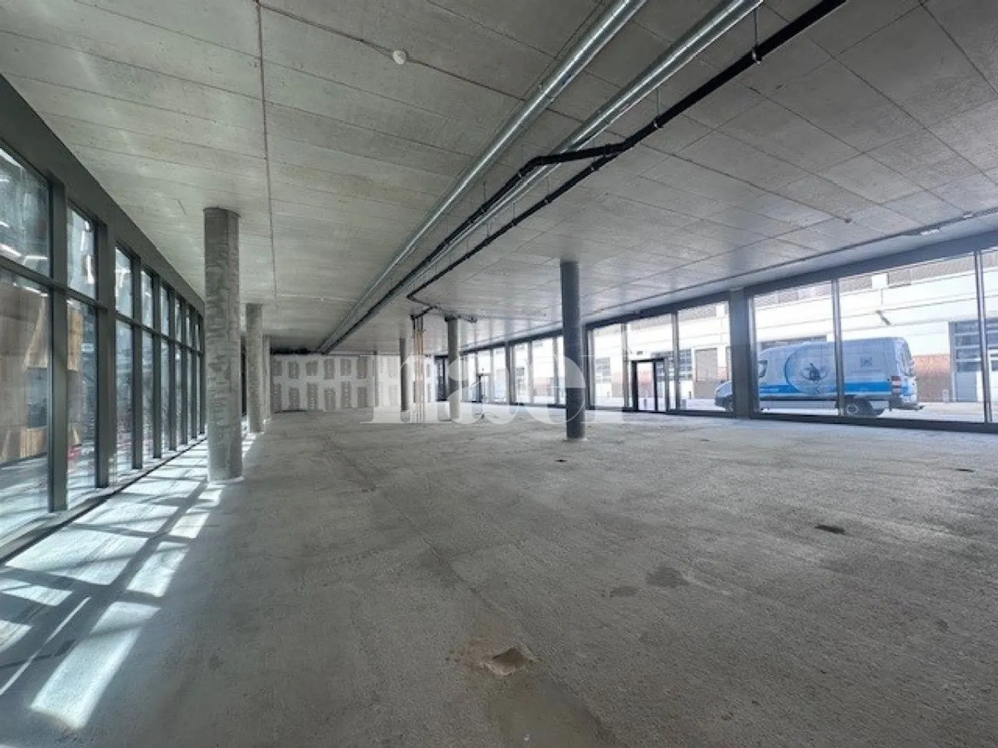 Spazio industriale al piano terra di circa 623 m2 in affitto - Foto 4 di 6
