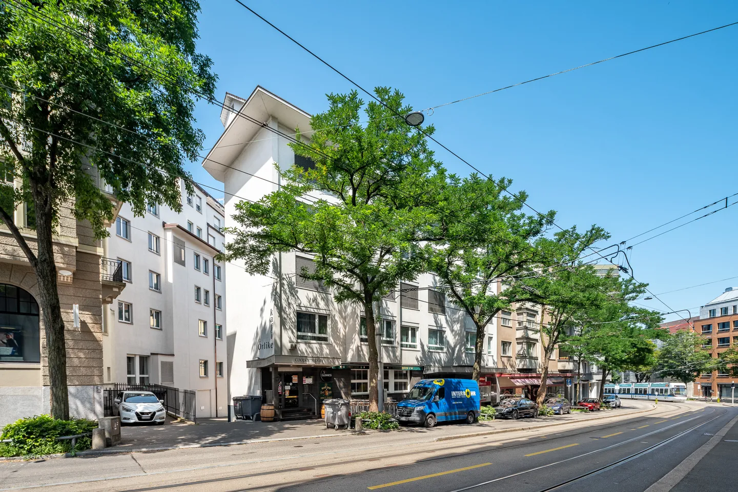 Espace de bureau dans un emplacement privilégié à Zurich Oerlikon - Photo 1 sur 4