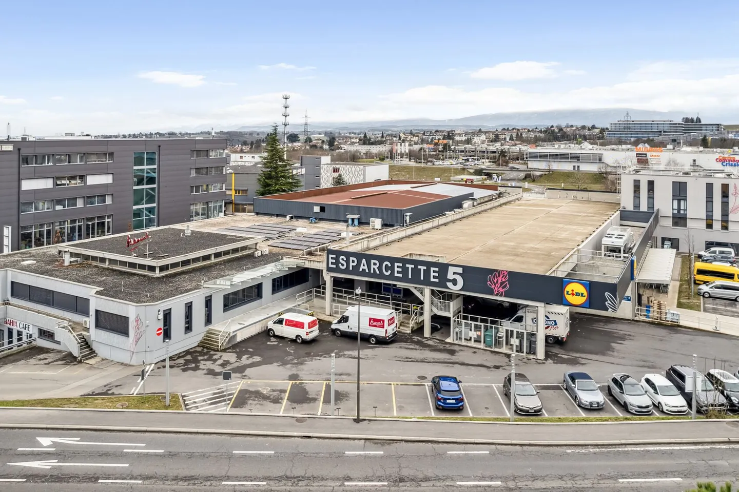 Spazio di magazzino di 218 m² in affitto – Rampa di carico – Esparcette 5, Crissier - Foto 1 di 2