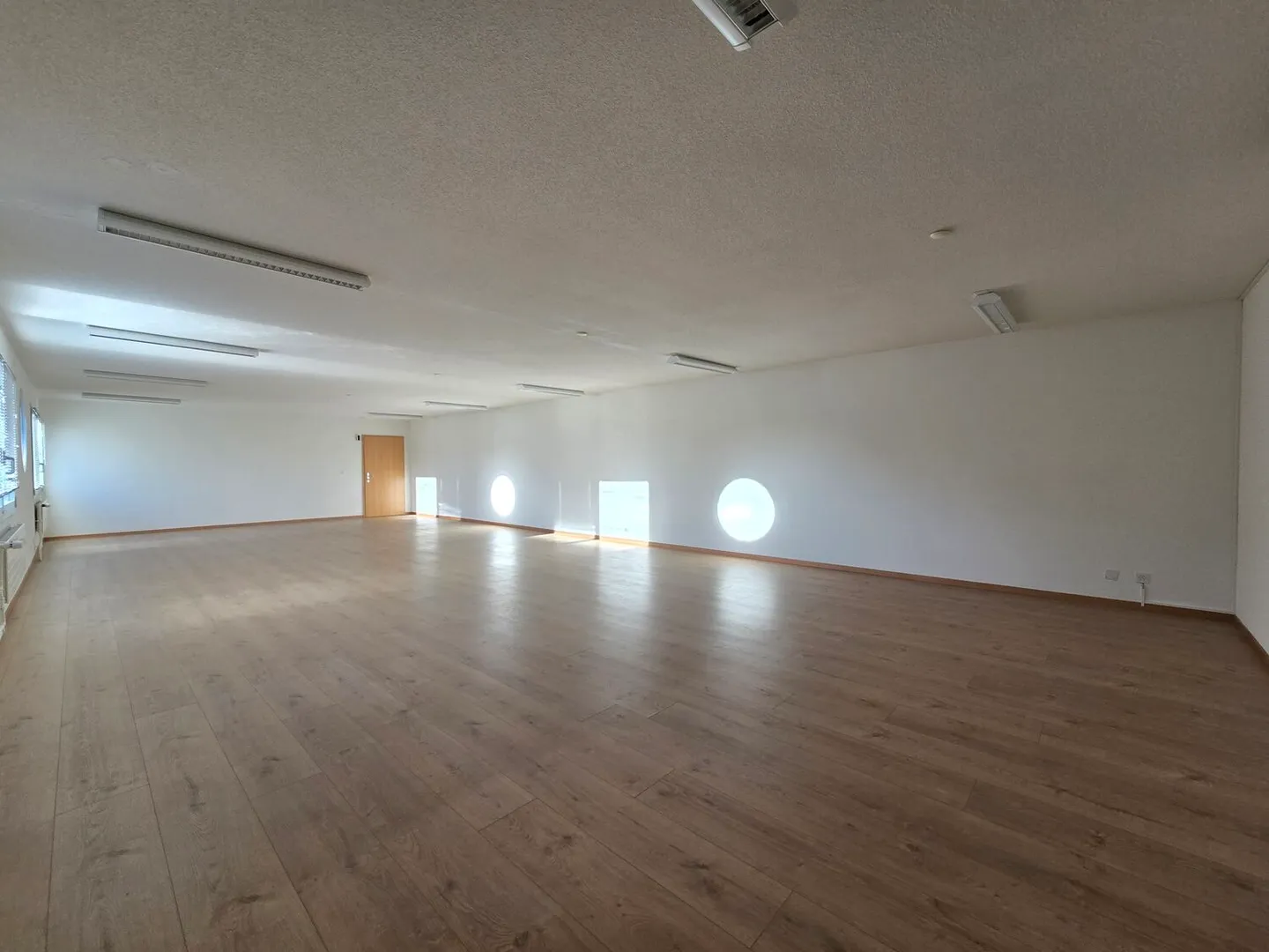 Werkstatt in Crissier - Foto 4 von 5