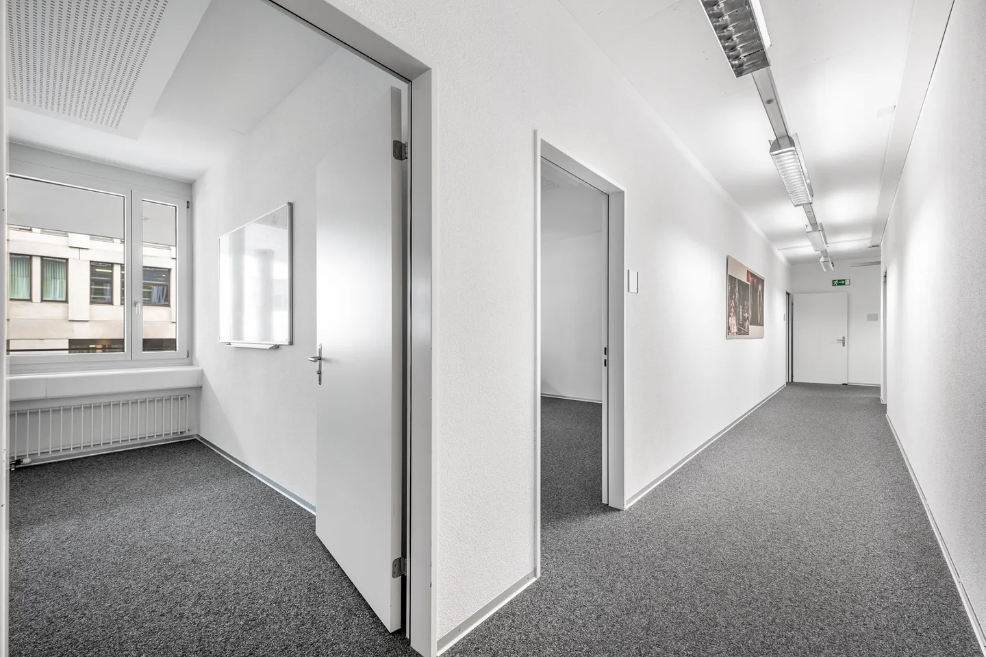 Your new business location directly at Winterthur train station! - Photo 2 of 9