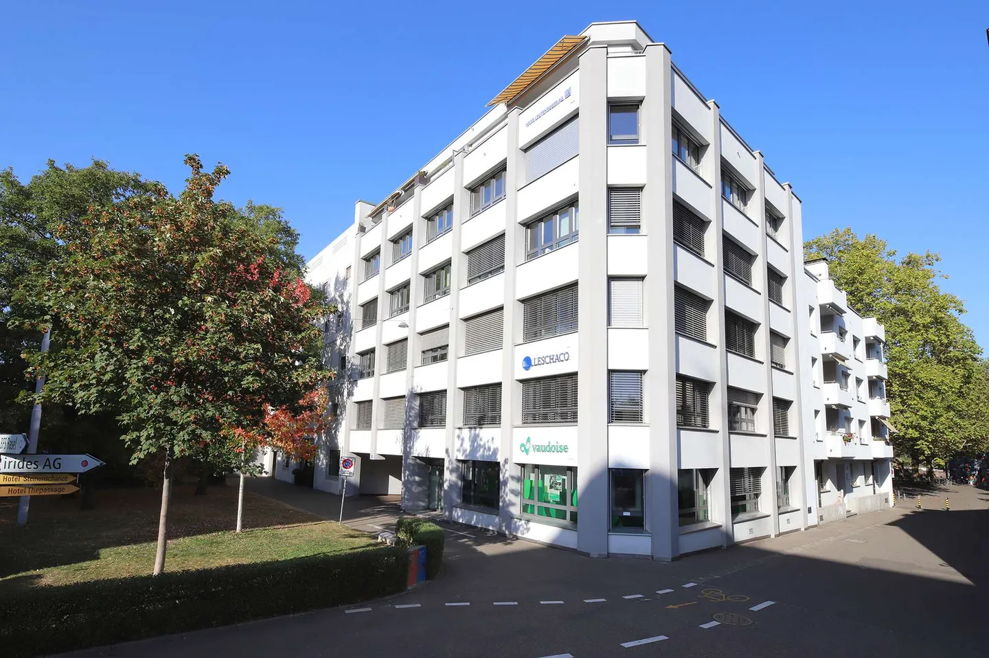 276m² Office Space in the Center of Basel - Photo 1 of 8