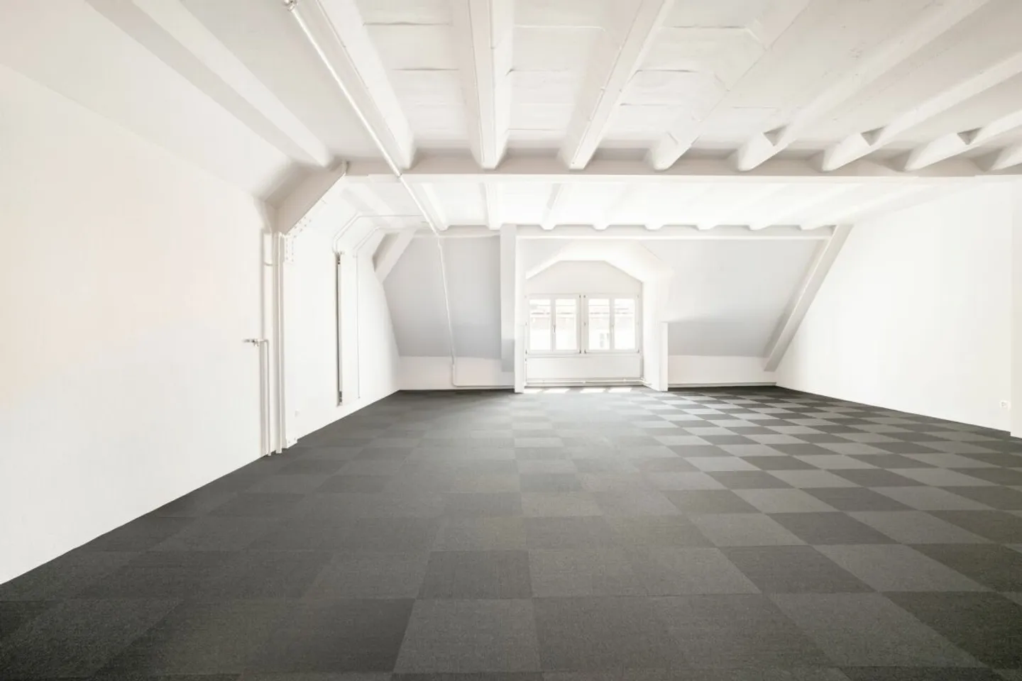 Unique Office in Lucerne - Your Office in a Historic Building - Photo 2 of 7