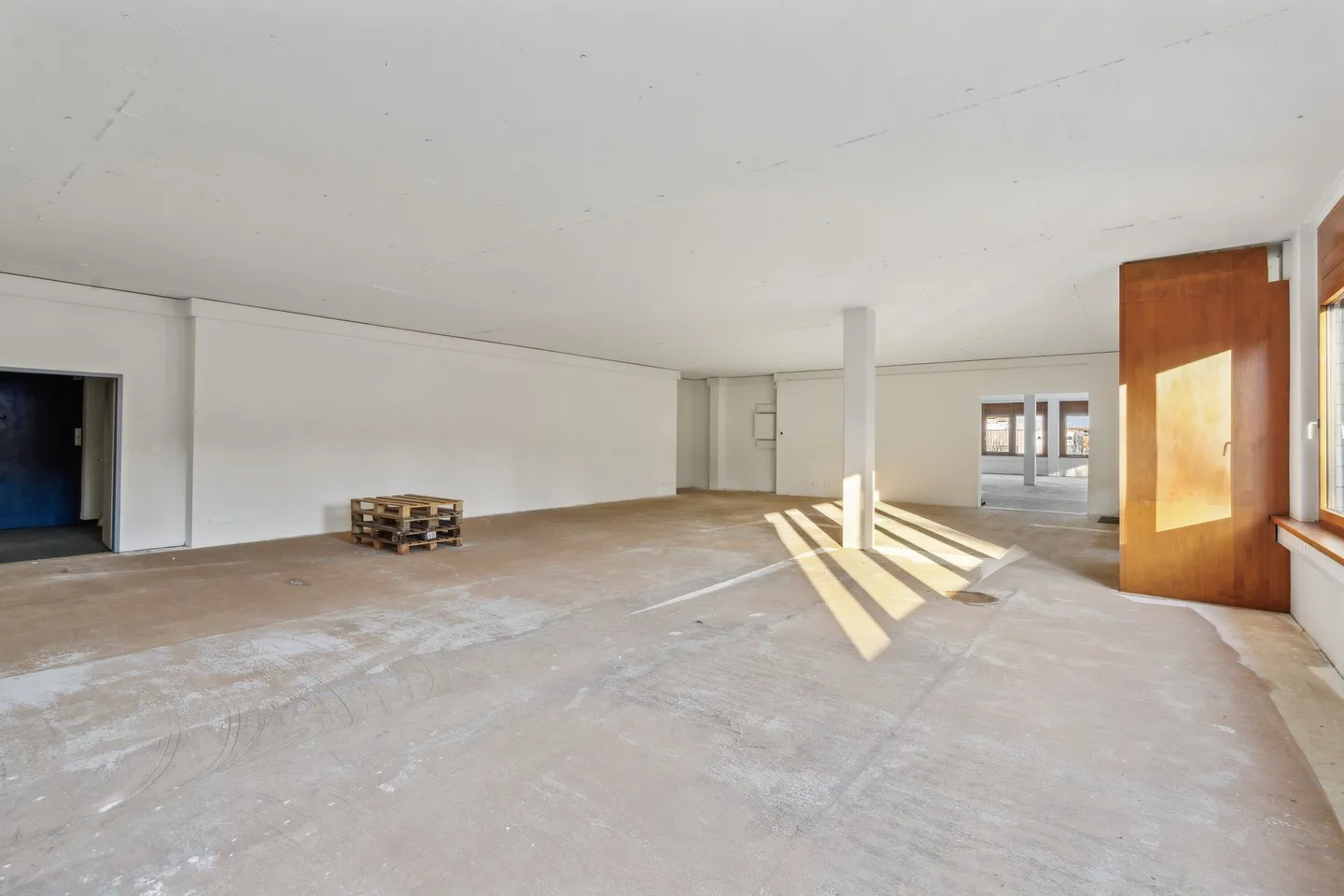 Your new business domicile with great potential! - Photo 5 of 8