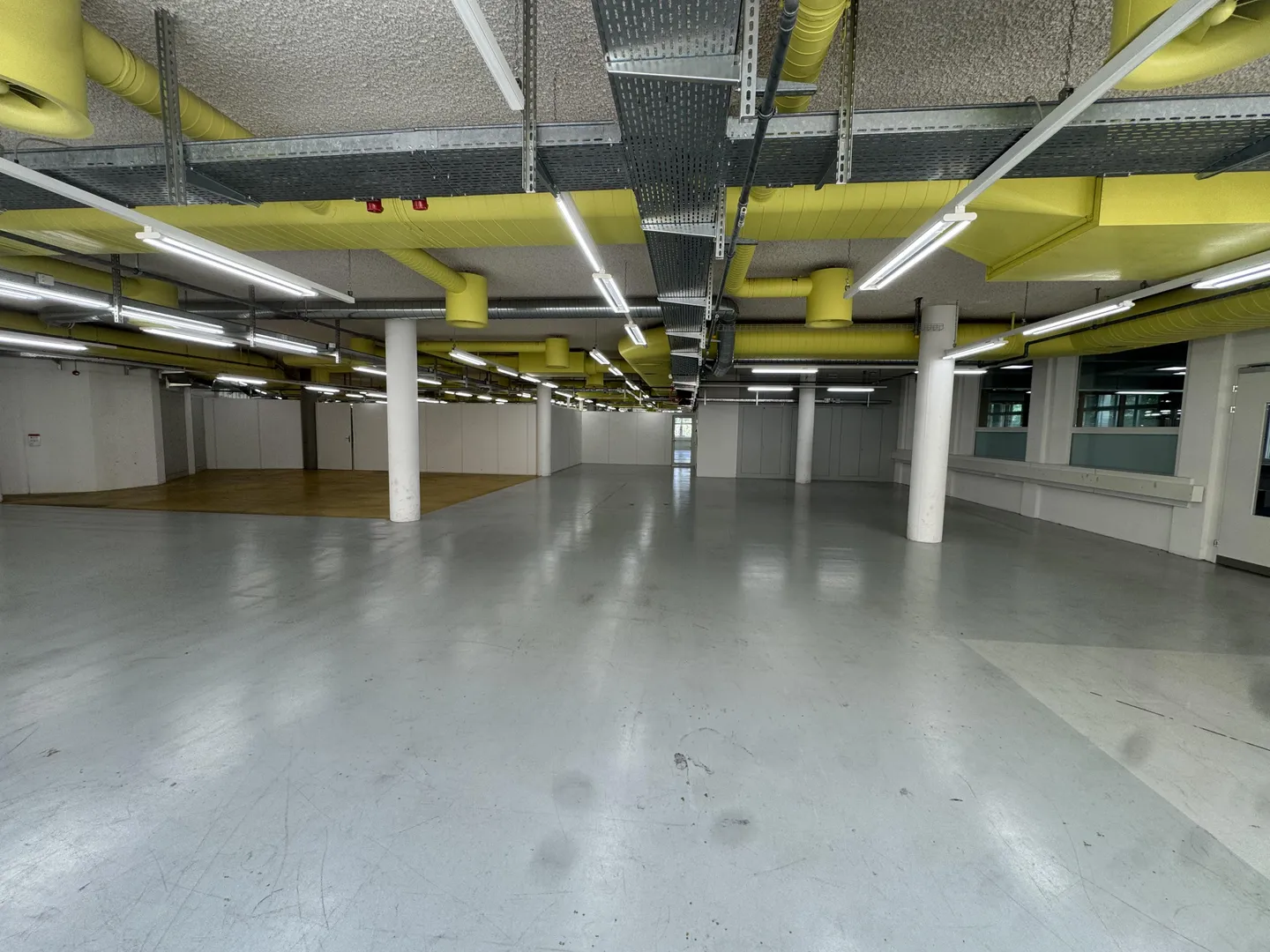 Sous-division flexible de l'espace de production et de stockage! - Photo 6 sur 13