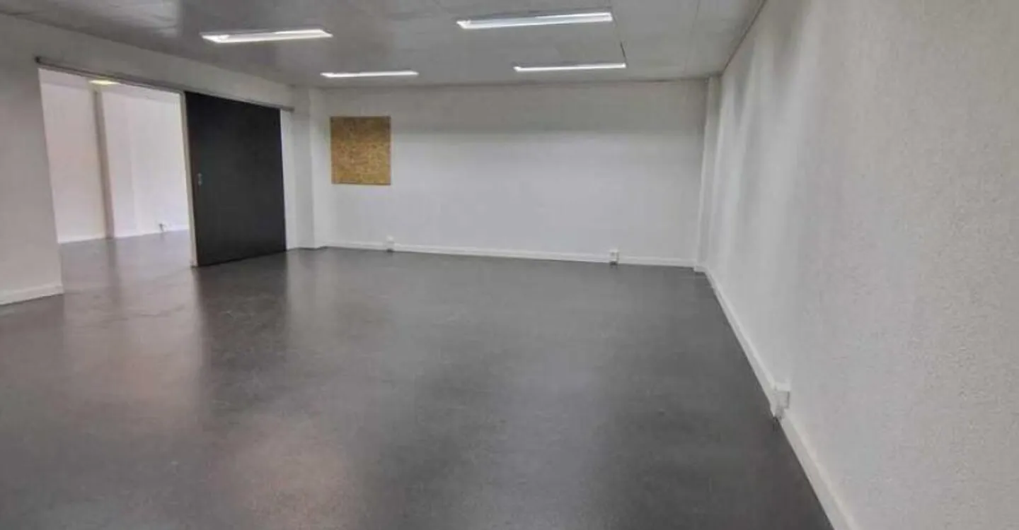 Bureau - Foto 4 di 9