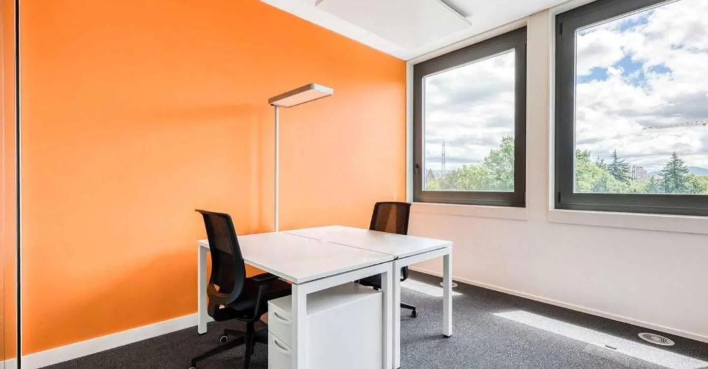 Office - Photo 2 of 5