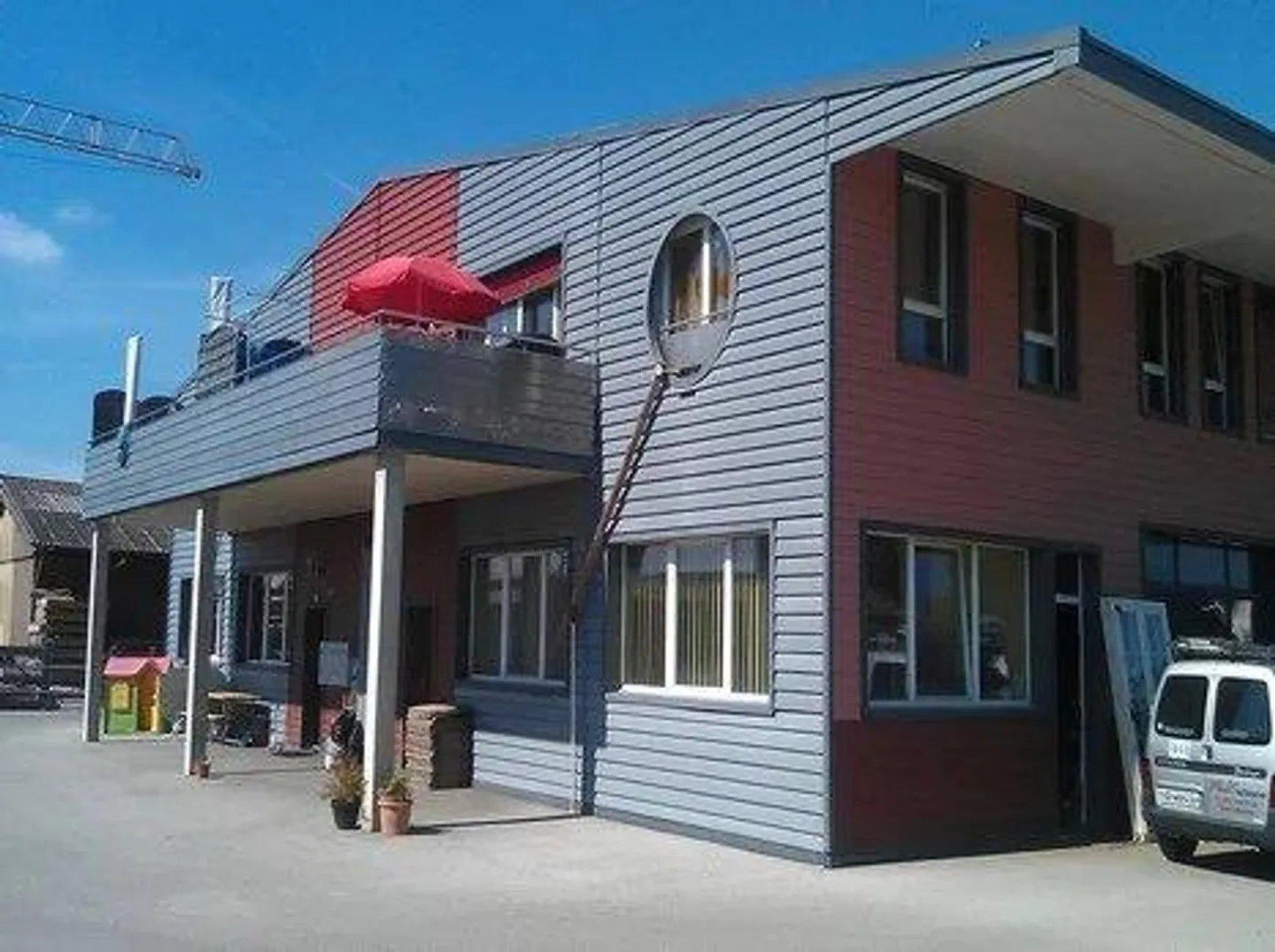 Commerce - Photo 2 of 3