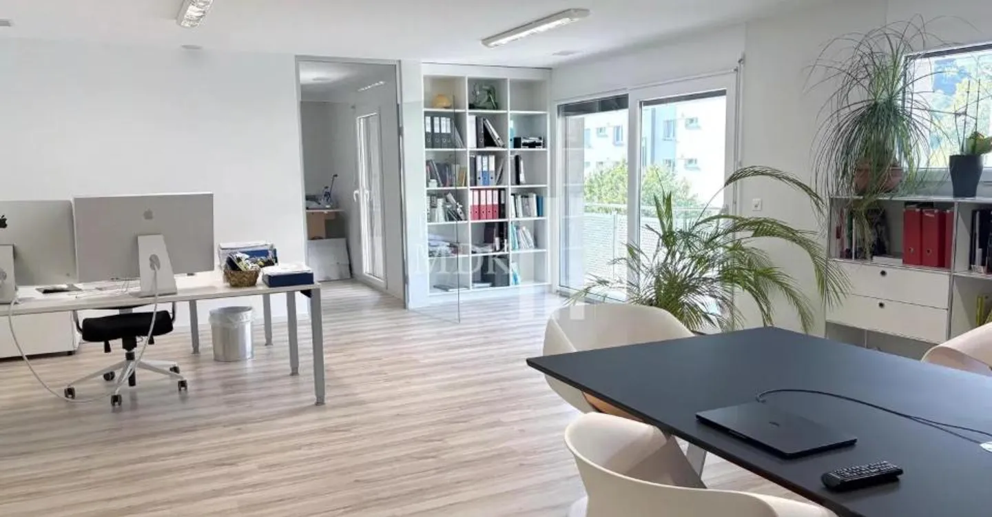 Handel 5.5 Zimmer - Foto 2 von 13