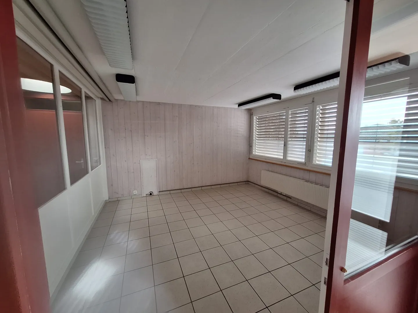 Espace Professionnel à Louer - Photo 2 sur 8