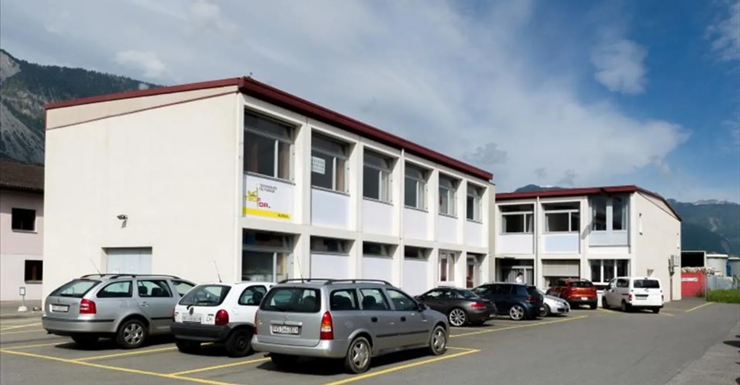 Bureau Commercial à Collombey - Photo 1 sur 4