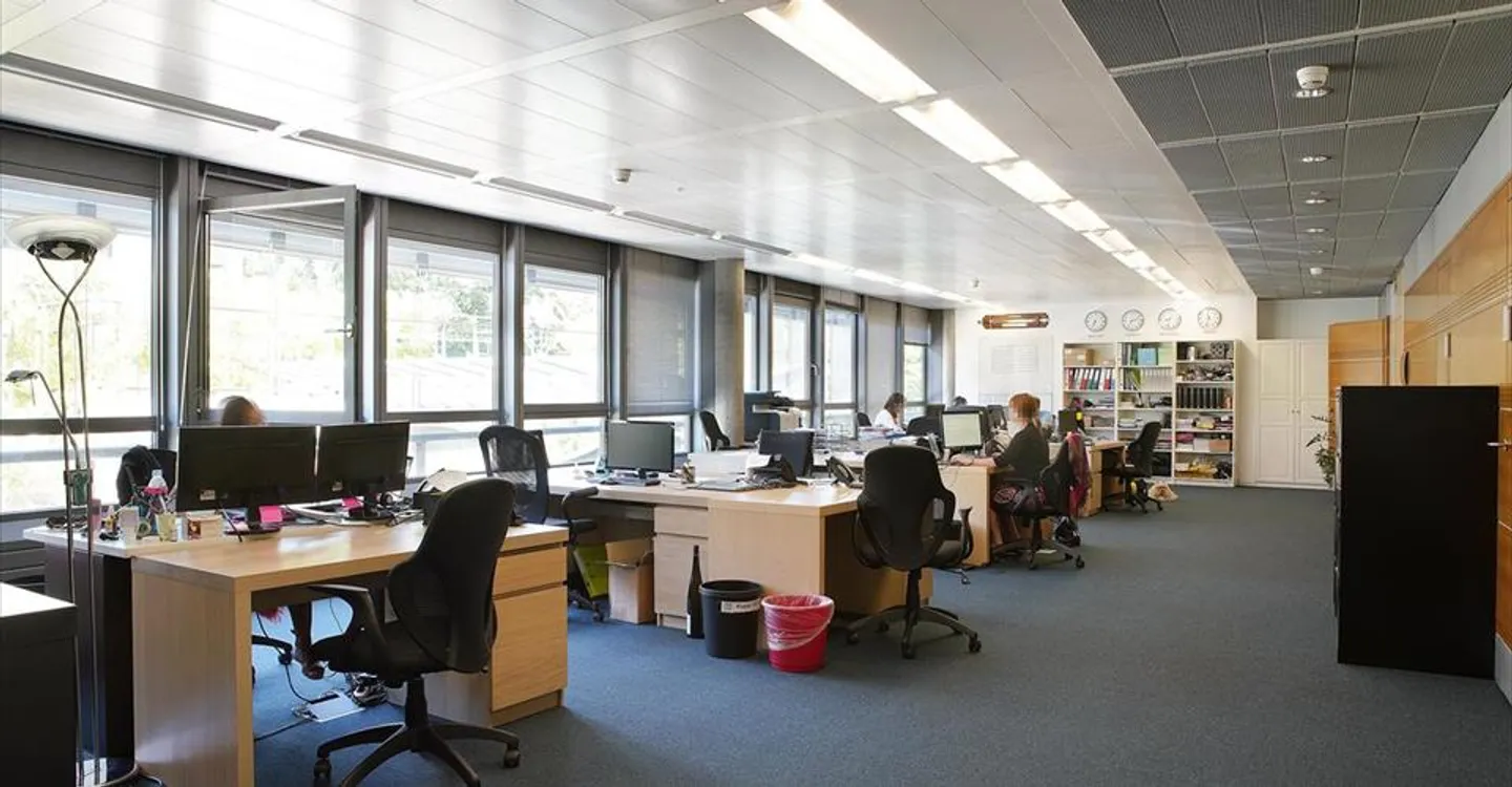 Espace de Bureau Prestigieux - Photo 7 sur 11