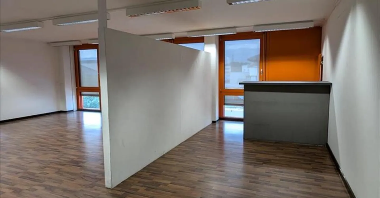 Office - Photo 3 of 8