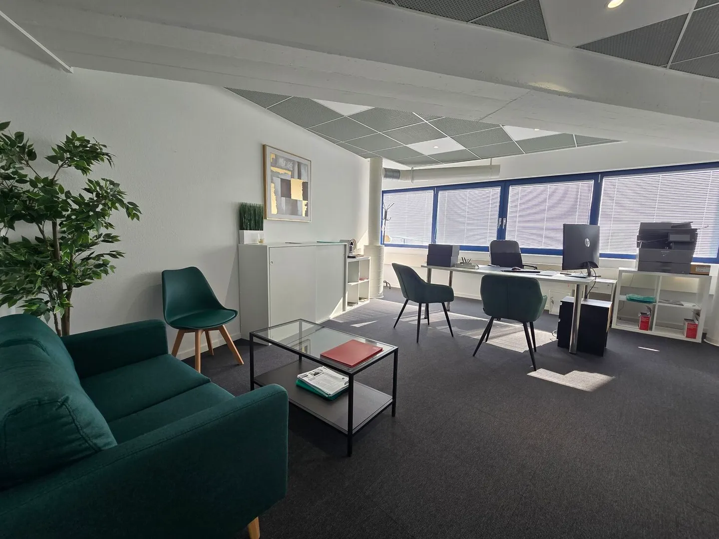 Posizione ottimale - Ufficio Plug-and-Play di 271m2 - Foto 1 di 7