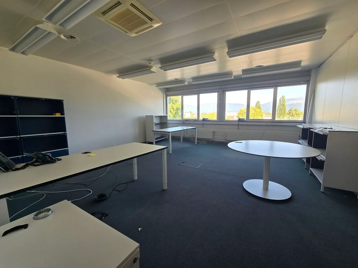 Office 276m2 - Near Highway/Train Station - Yverdon-les-Bains - Photo 5 of 8