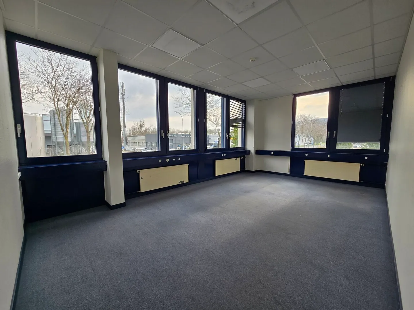 Geräumiger Büroraum in Yverdon - Foto 7 von 9