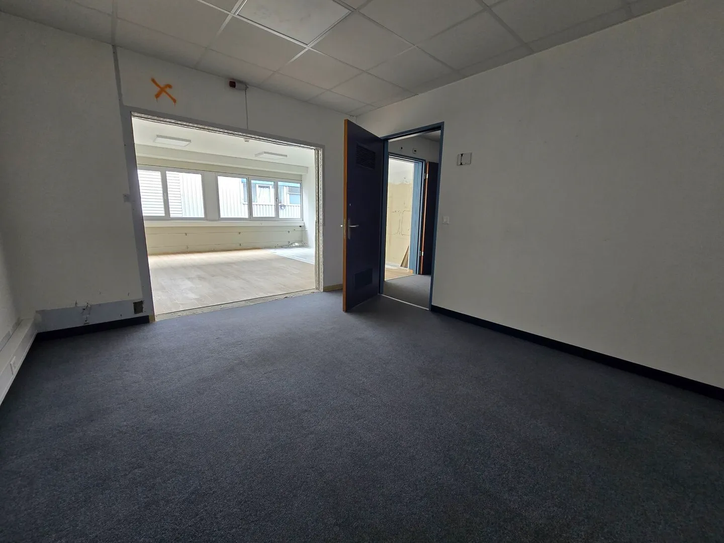 Geräumiges Büro in Yverdon - Foto 4 von 6
