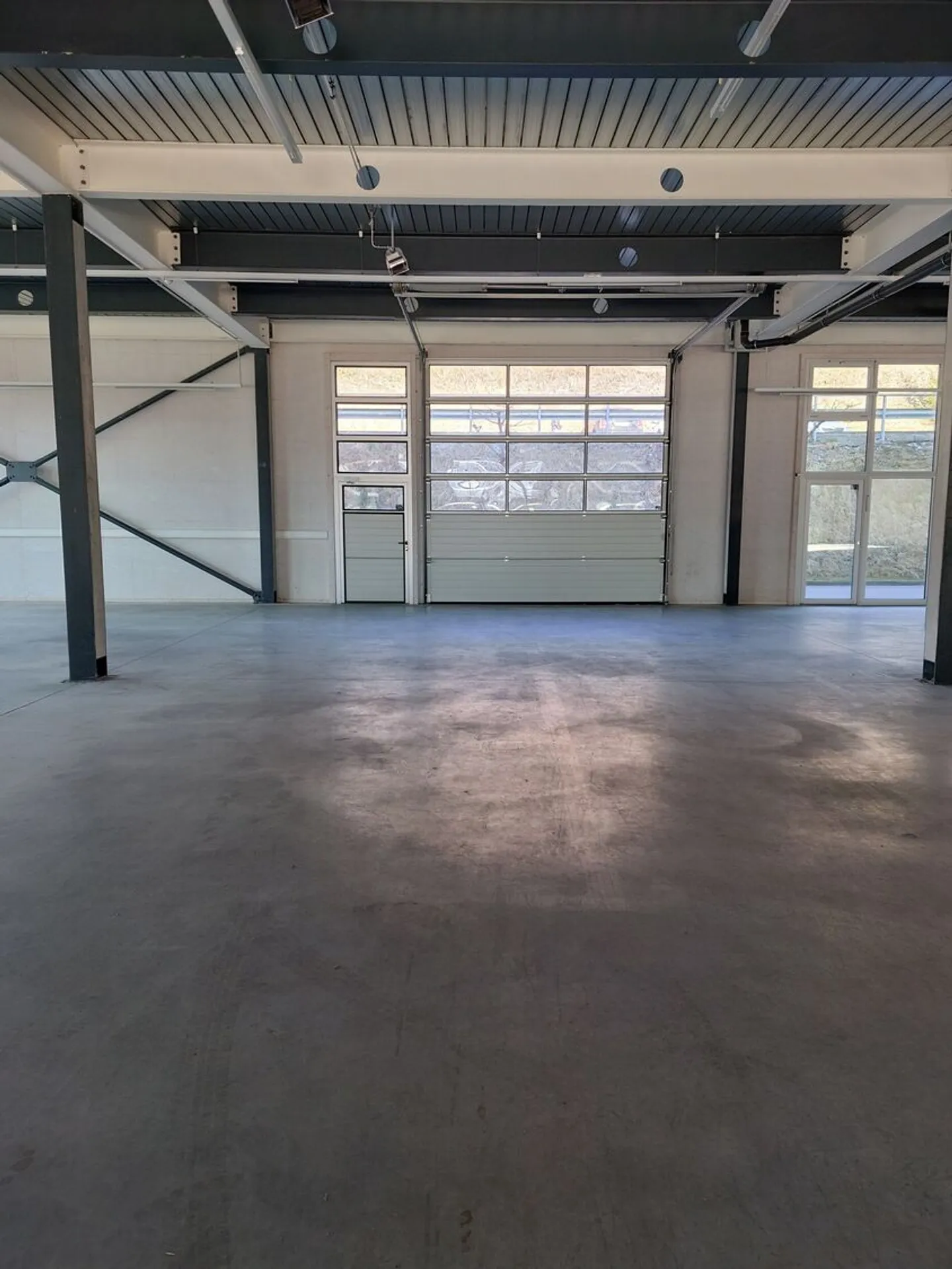 Atelier / Entrepôt 500m2 à Puidoux - Proche de l'autoroute - Photo 3 sur 6