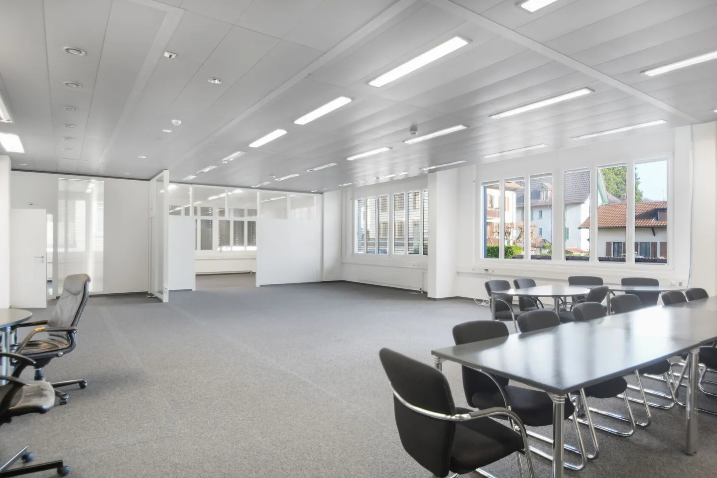 Office/Workshop 378 m2 - Near Highway and Traffic - Photo 11 of 13