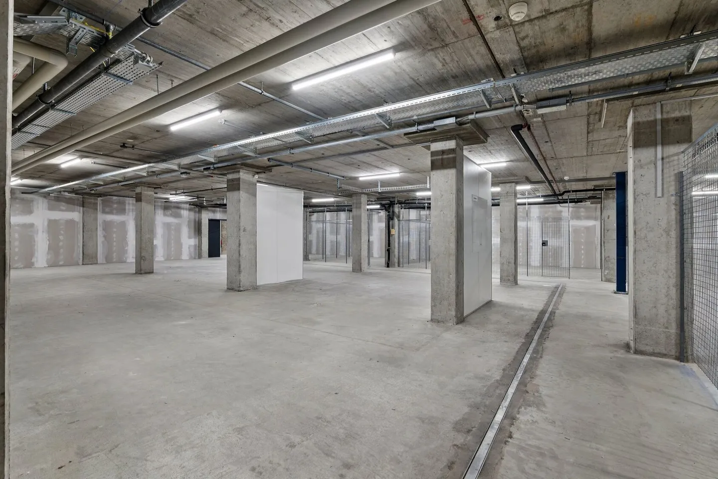 Votre nouvel espace de stockage - Compact. Sec. Prêt. - Photo 3 sur 8