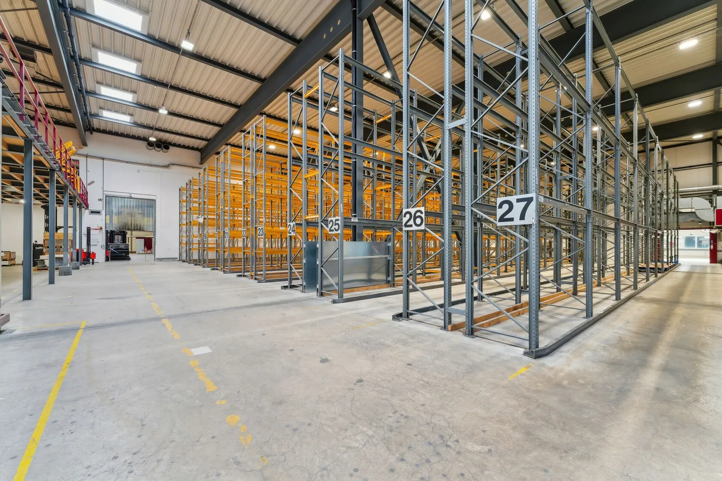Logistik/Labor/Fabrik - Foto 6 von 12