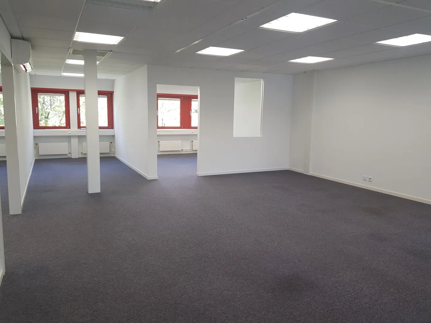 Office 138m² + Storage 8m² in very good condition - Immediately available - Photo 5 of 5