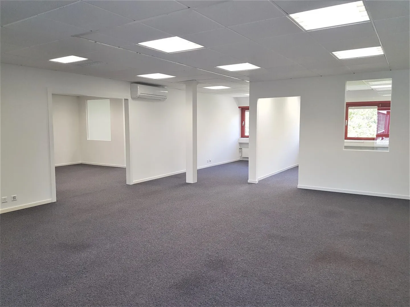 Office 138m² + Storage 8m² in very good condition - Immediately available - Photo 1 of 5