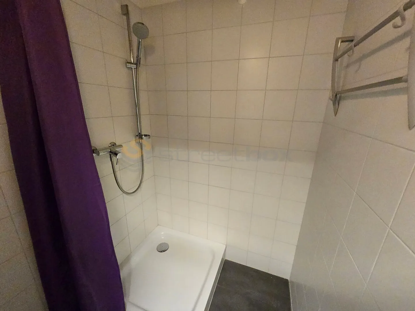 Doppelboxen umgebaut zu Büros - zu vermieten! - Foto 7 von 13