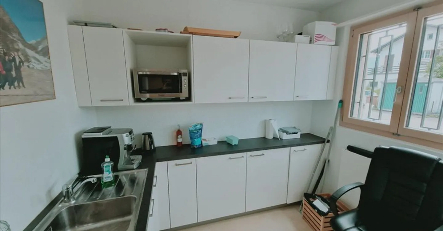 Office - Photo 3 of 6