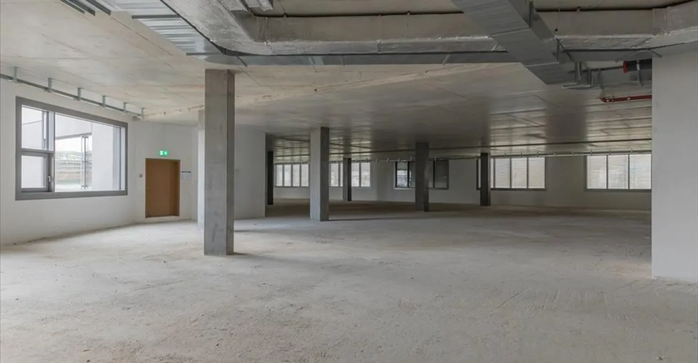 Bureau Moderne à Meyrin - Photo 4 sur 13