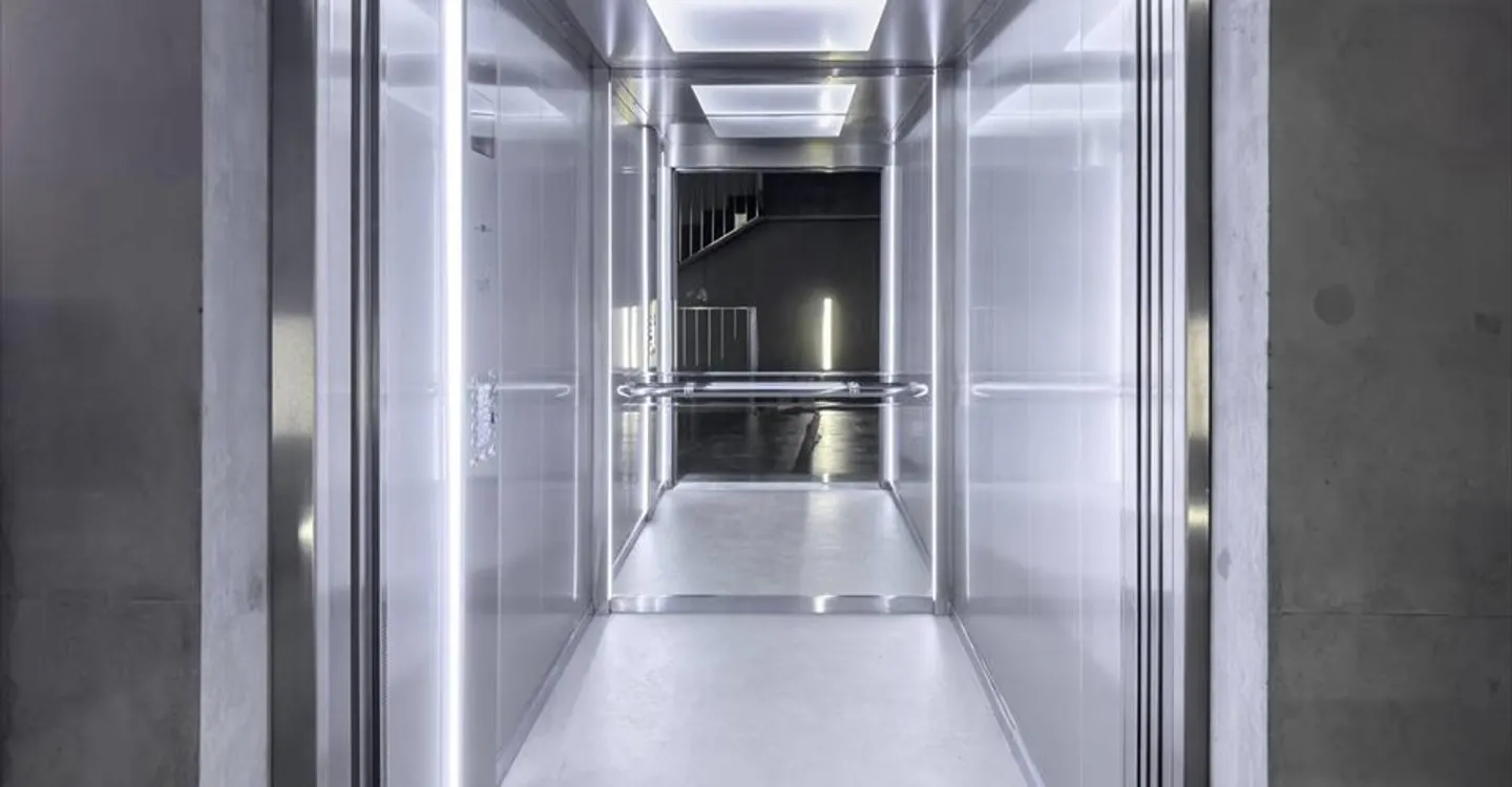 Magnifique surface de 500 m2 au 2ème étage d'un bâtiment moderne - Photo 9 of 13