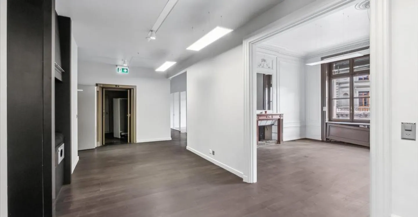 Bureau Rénové à Genève - Photo 2 sur 13