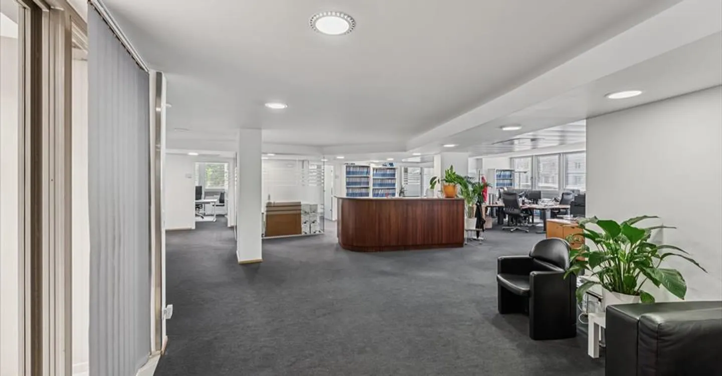 Büro - Foto 1 von 8