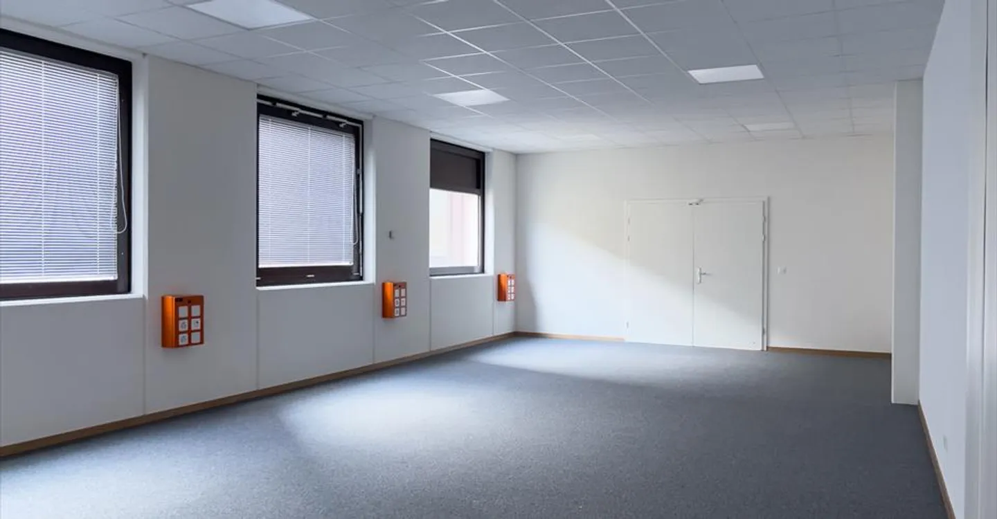 Büro - Foto 1 von 9