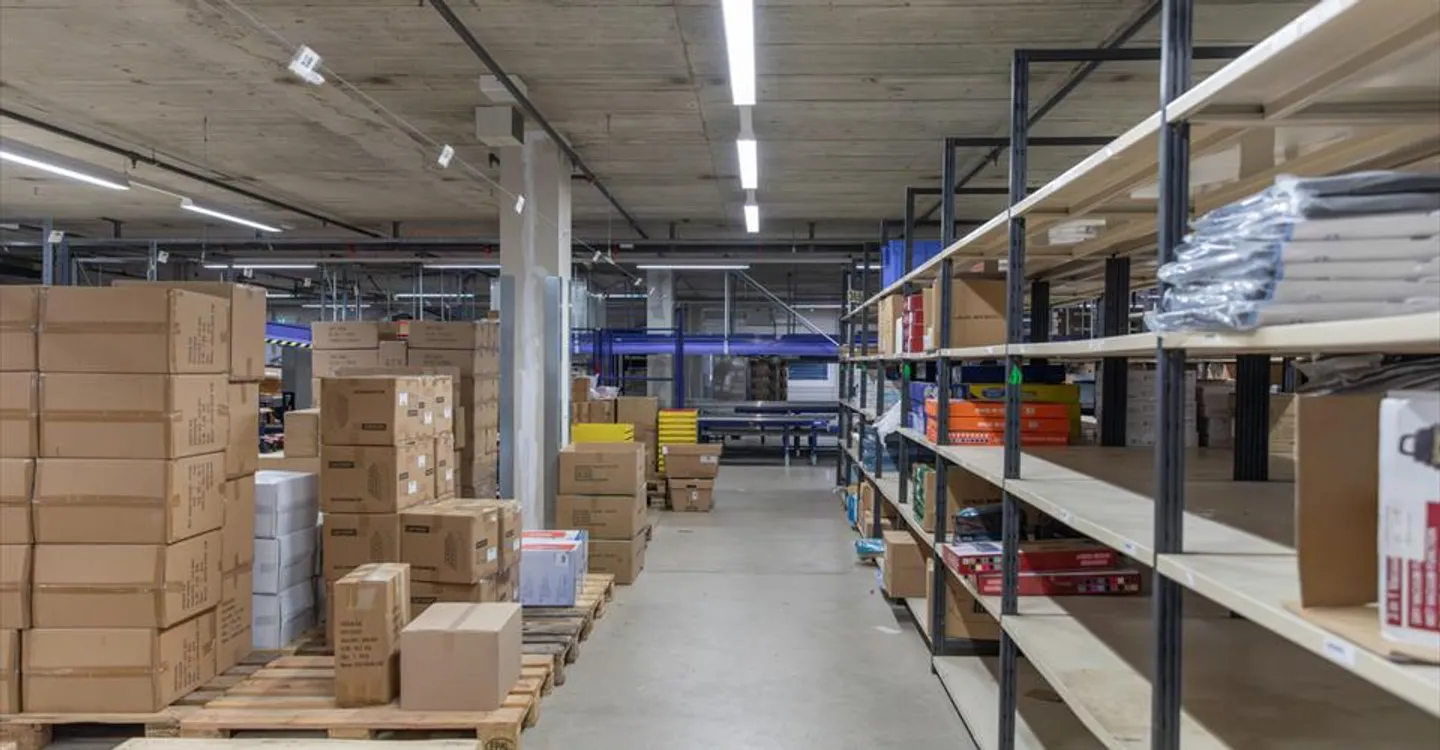 Espace de stockage moderne à Genève - Photo 6 sur 13