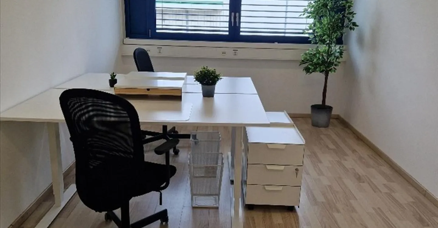 Office 7 rooms - Photo 7 of 8