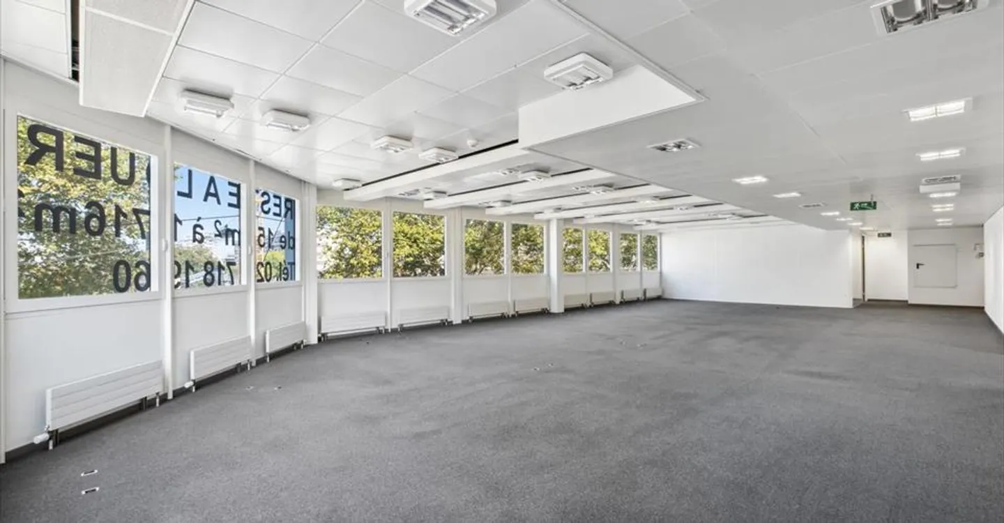 Bureau Moderne aux Charmilles - Photo 6 sur 10