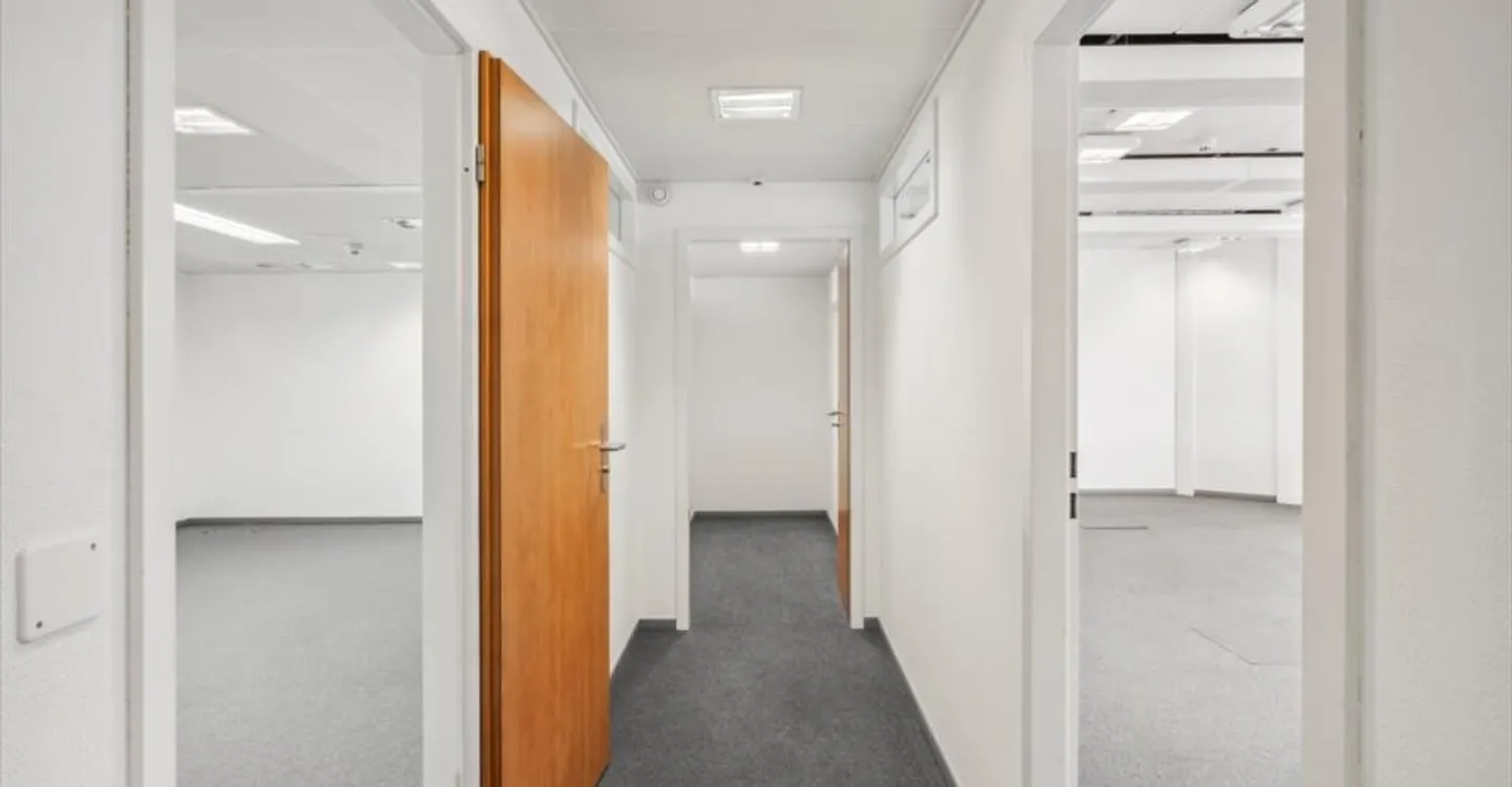 Bureau Moderne à Genève - Photo 7 sur 13