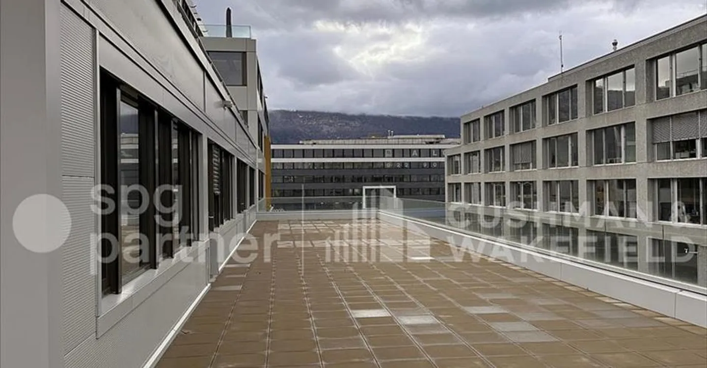 SPARK - Locaux industriels et artisanaux avec terrasse et vue à 180° - Foto 3 von 6