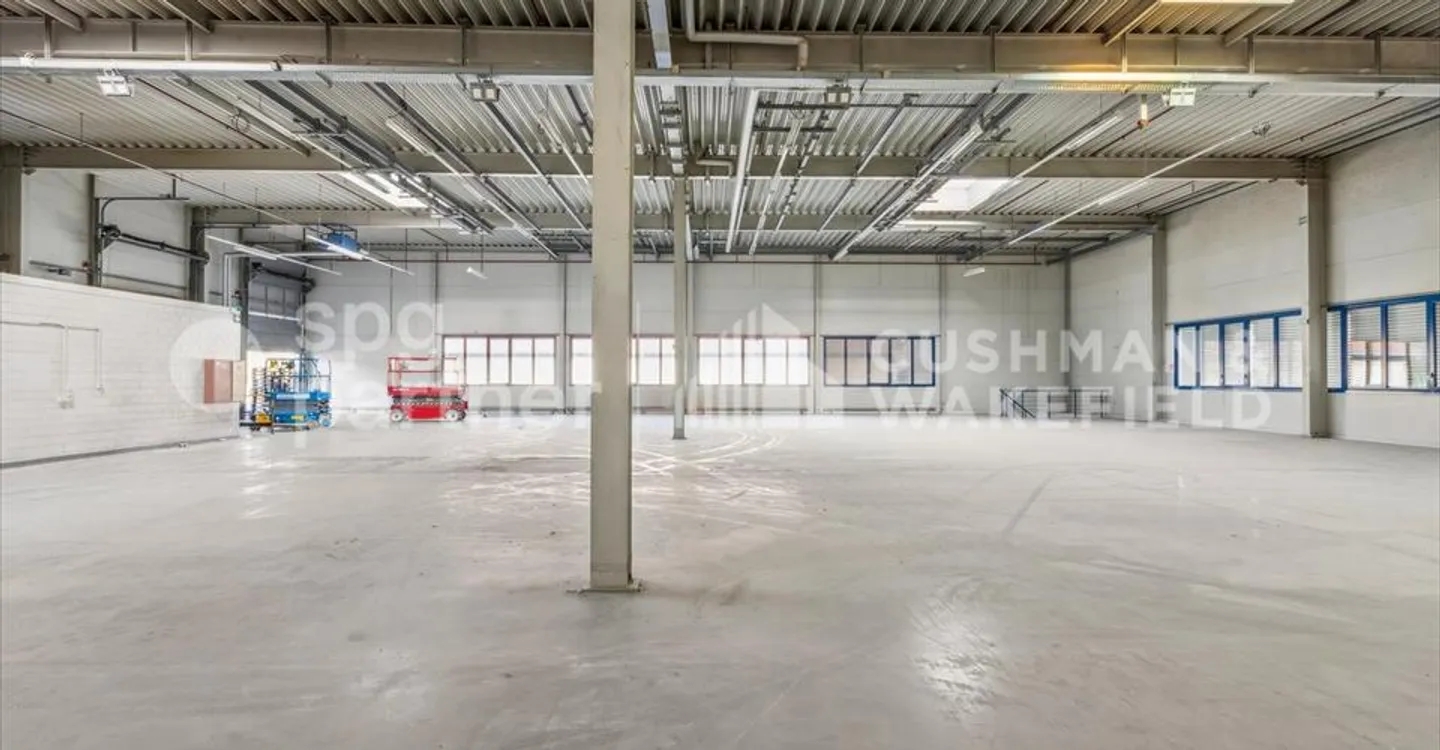 Espace industriel à La Chaux-de-Fonds - Photo 5 sur 12
