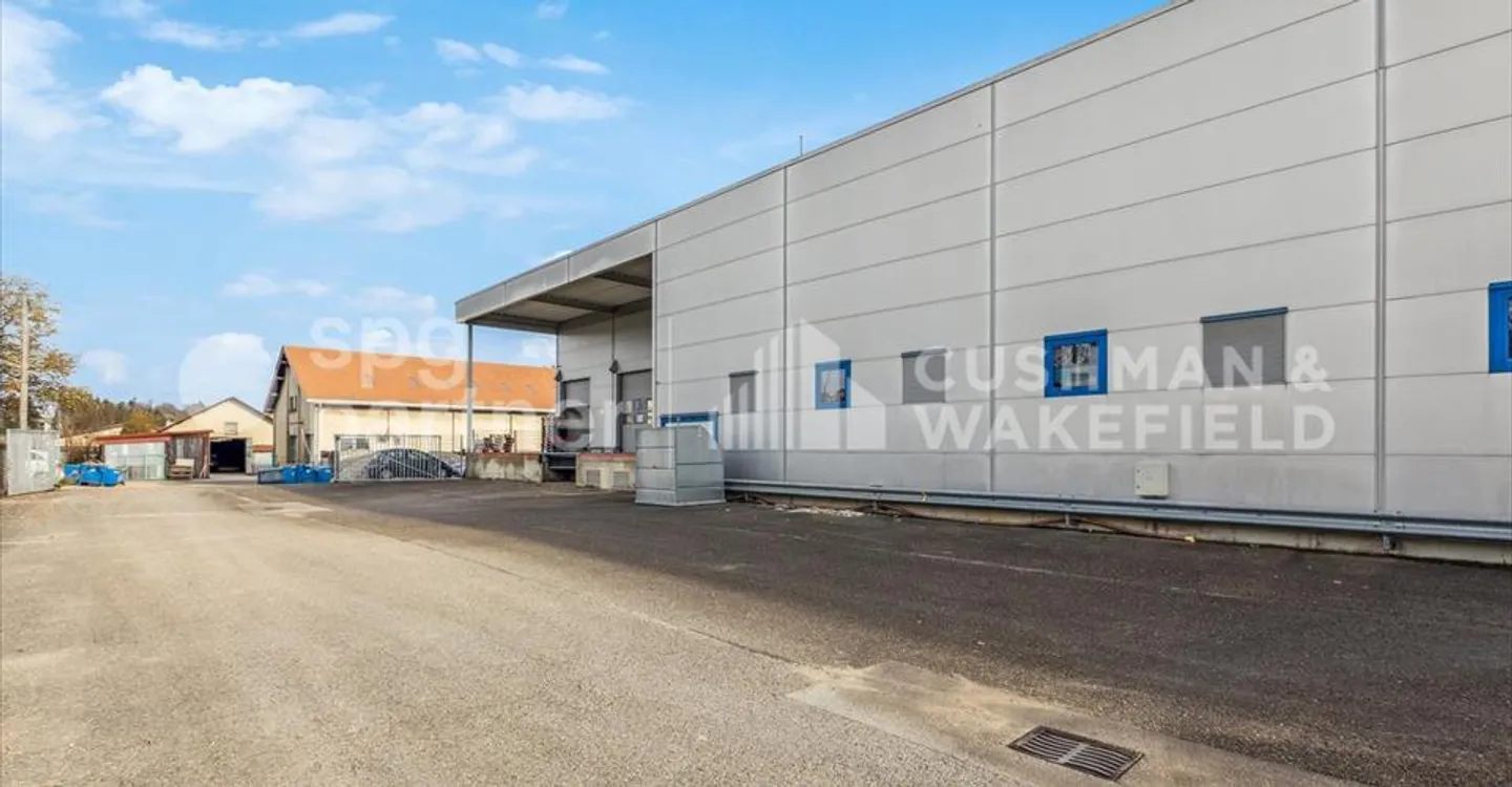 Espace industriel à La Chaux-de-Fonds - Photo 3 sur 12