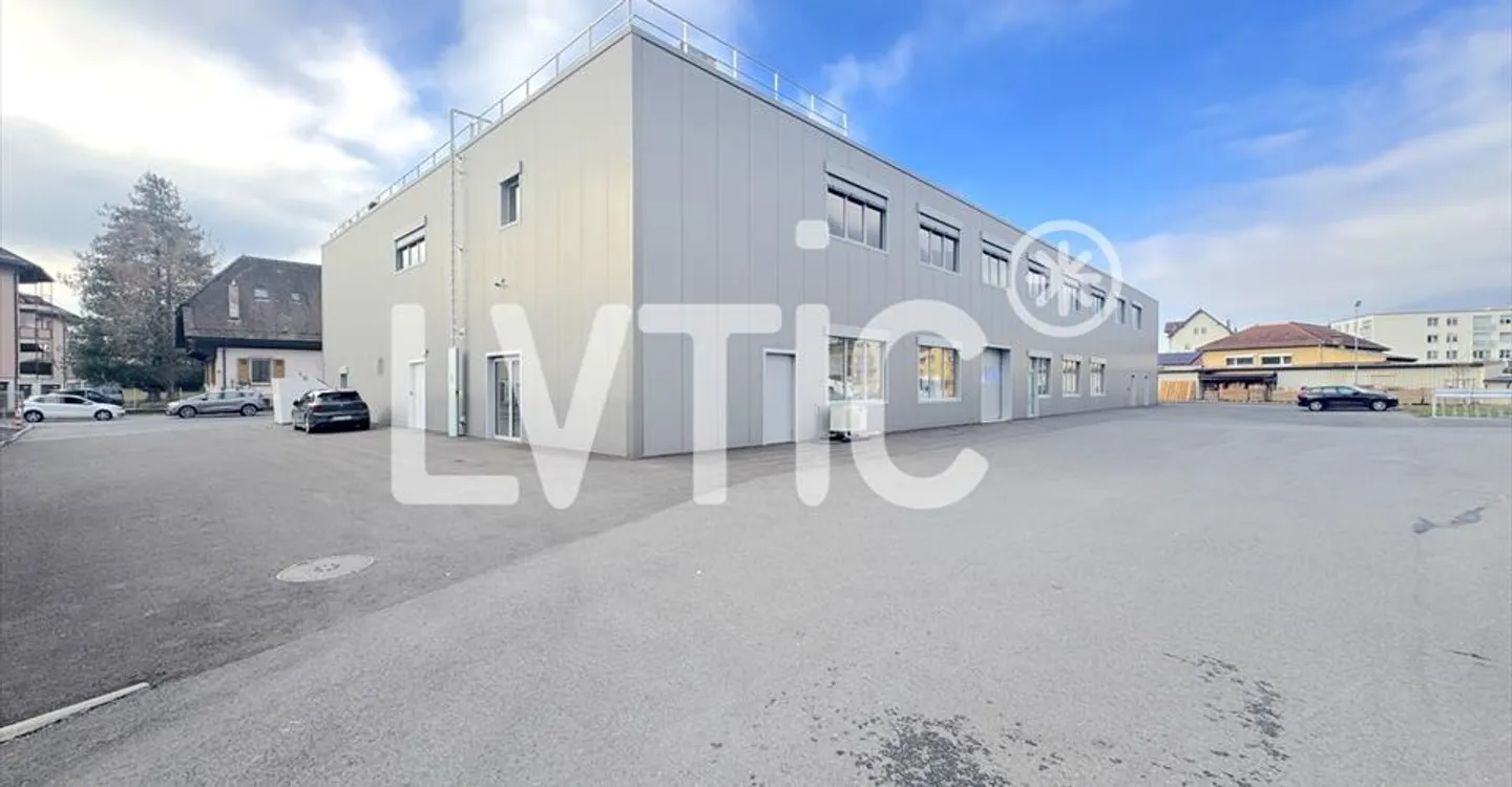 Deposit - Photo 1 of 11