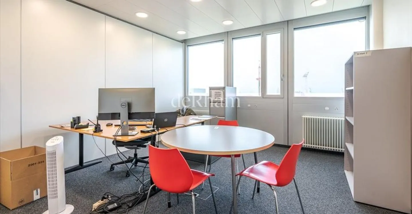 Bureaux Fonctionnels à Y-PARC - Photo 5 sur 9