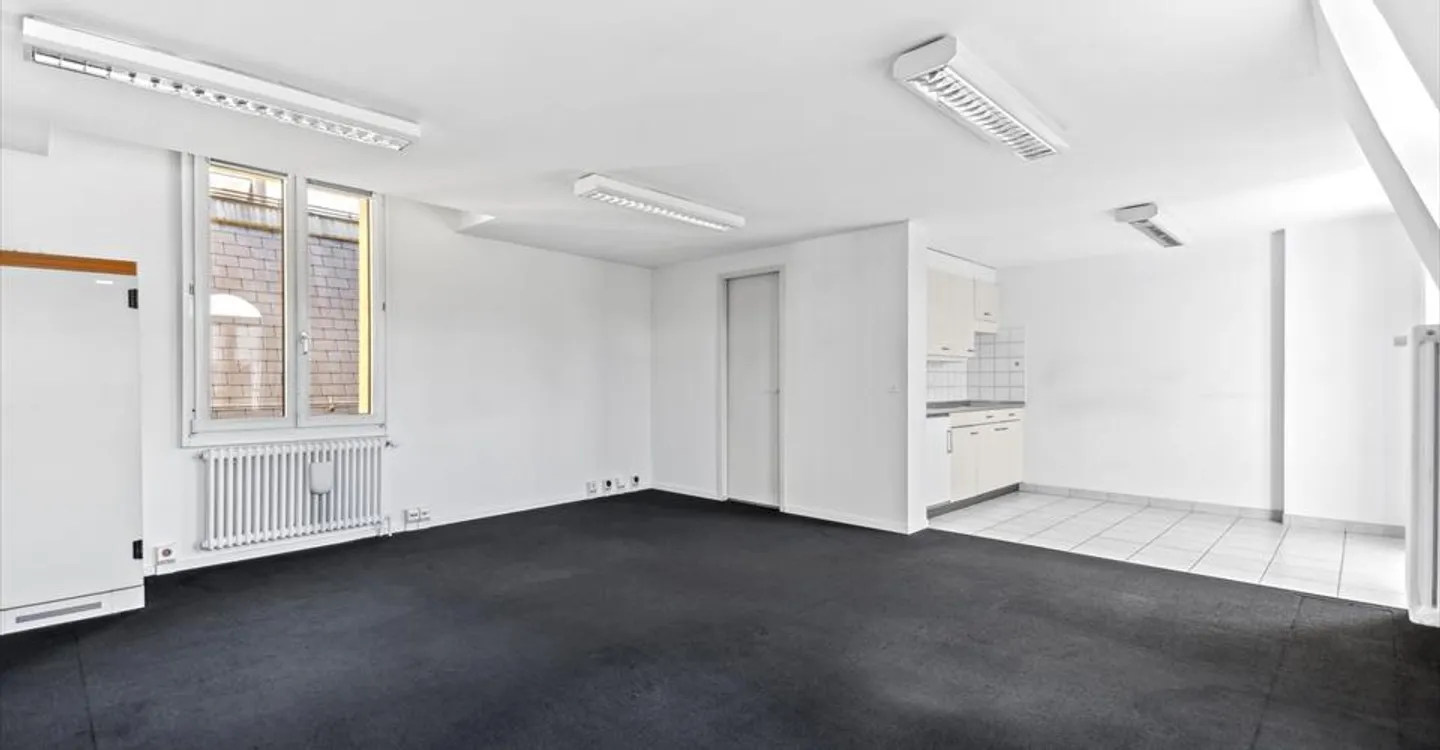 Bureau spacieux à Lausanne - Photo 5 sur 7