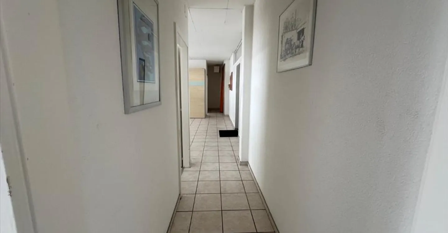 Deposit - Photo 7 of 8
