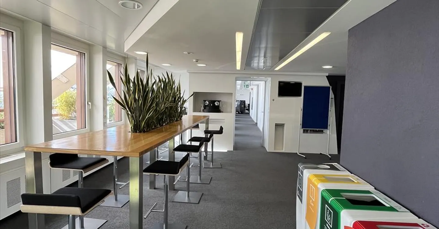 Bureau spacieux à Genève - Photo 7 sur 8