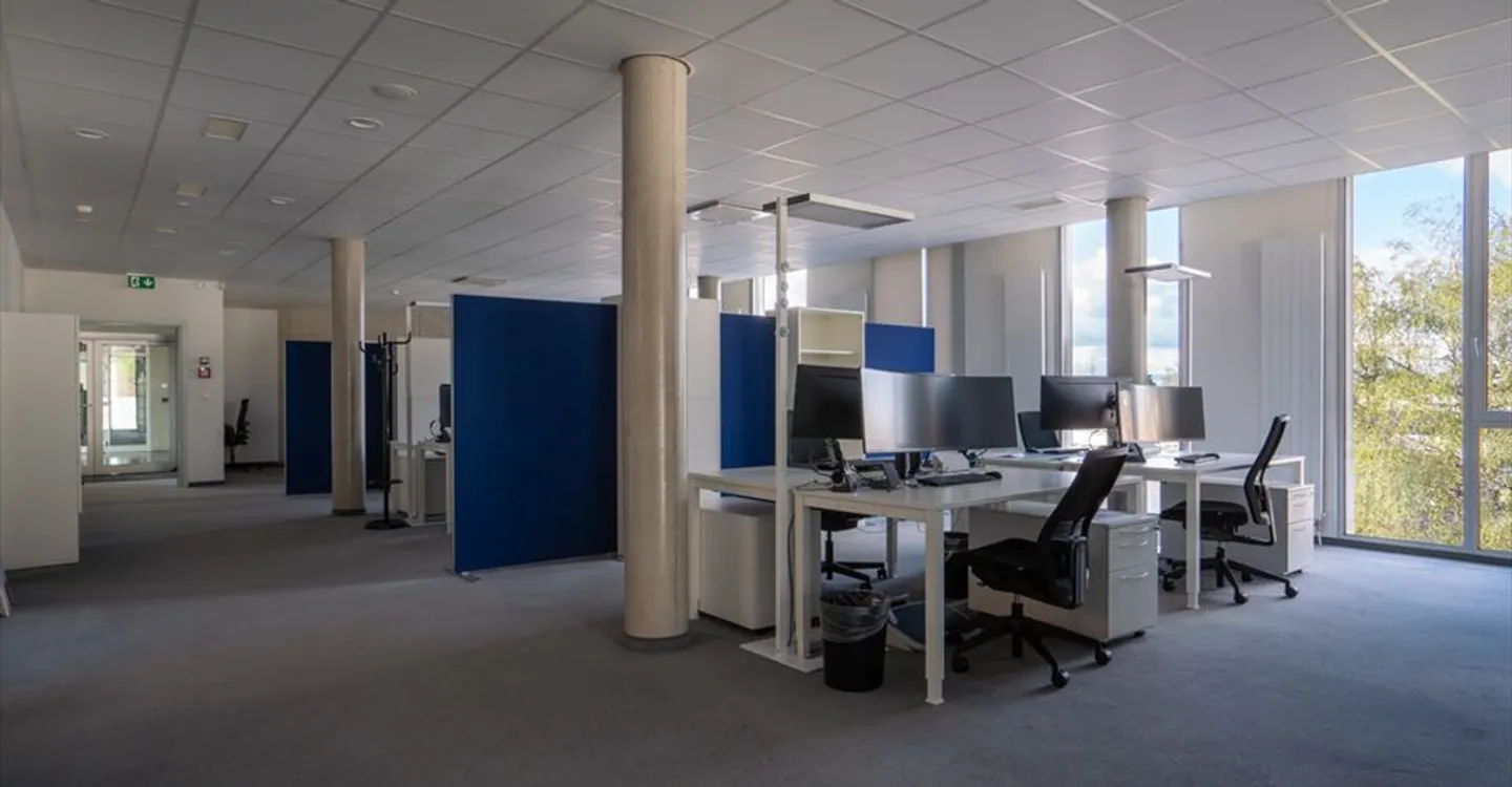 Office - Photo 5 of 10