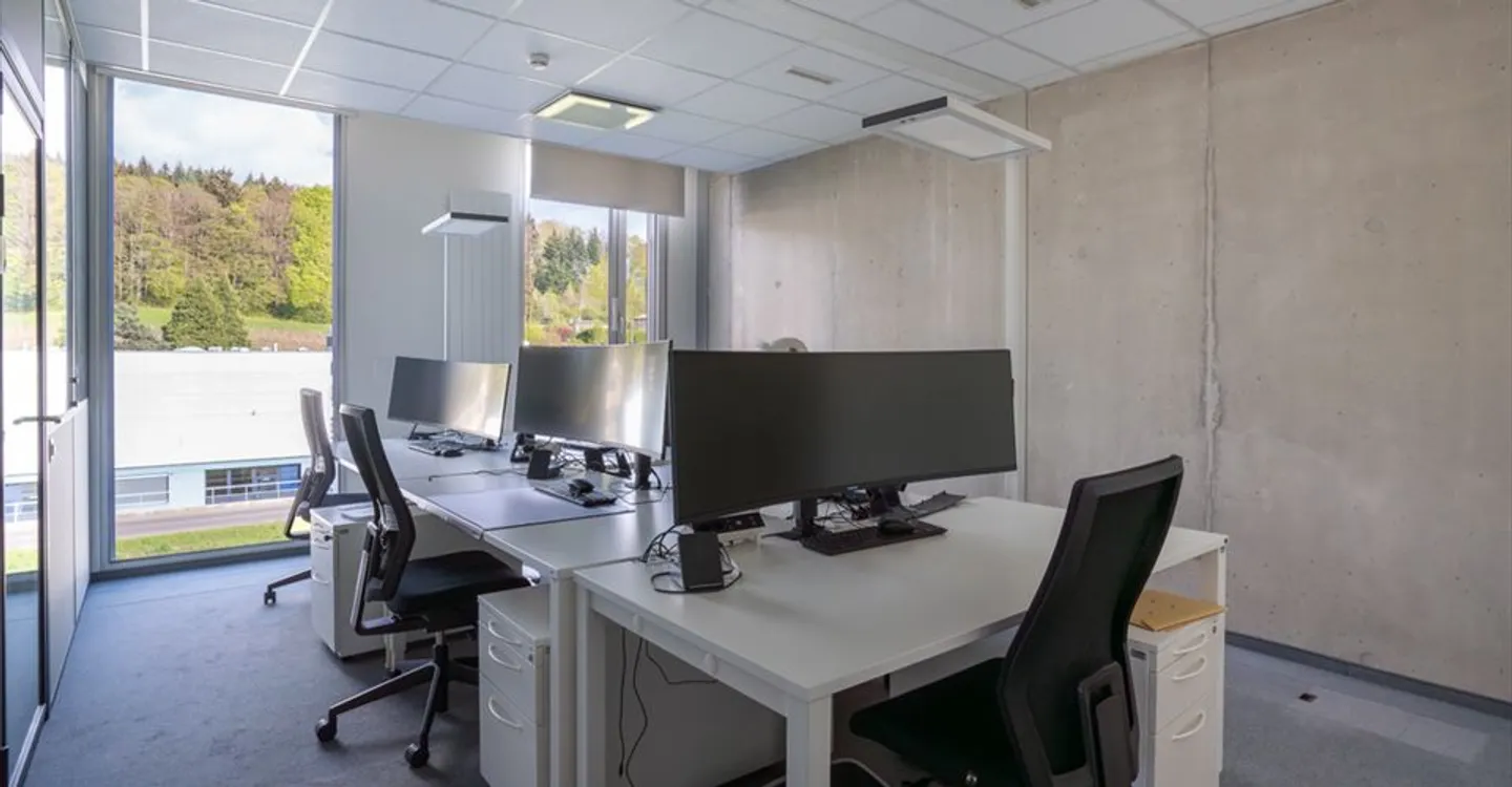 Office - Photo 4 of 10